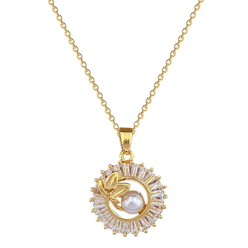 Square Diamond Round Leaf Necklace